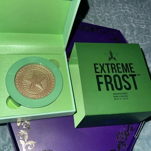 Jeffree Star Extreme Frost in “cold hard cash” - Picture 4 of 6